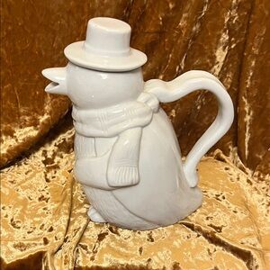 Vintage Cordon Bleu White Penguin Ceramic Tea Pot